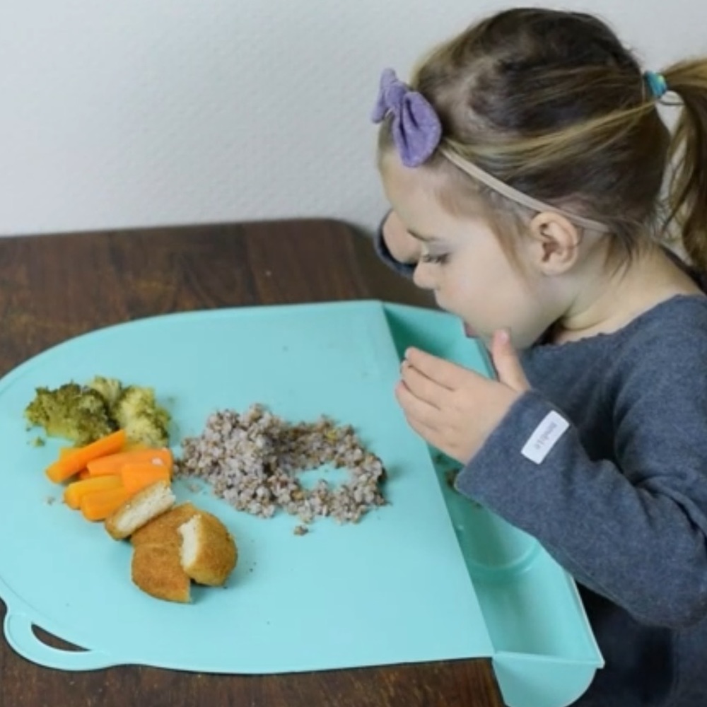 NIP UpwardBaby Original Food-Catching Placemat w/pull-tab Release, Cool Mint
